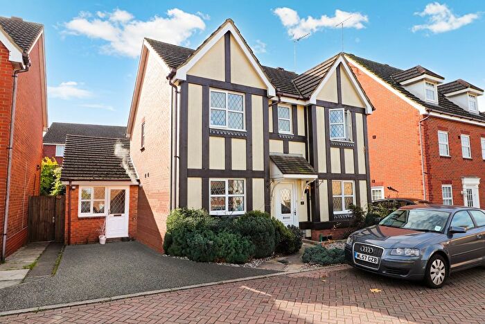 5 Bedroom Detached House For Sale In Quantock Close, Great Ashby, Stevenage, Hertfordshire, SG1