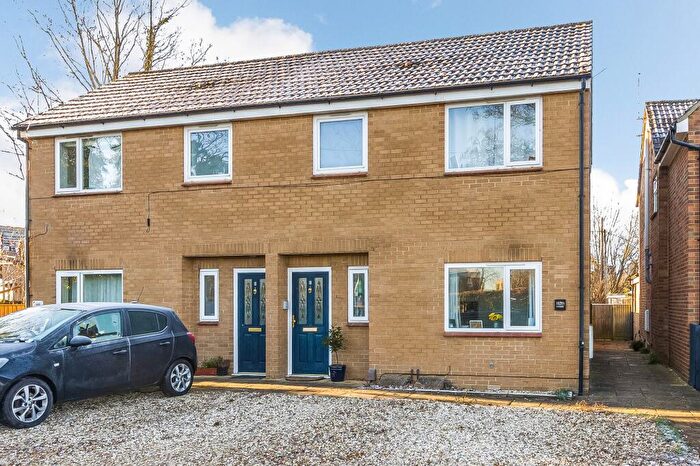 2 Bedroom Flat To Rent In Wootton Road, Abingdon, OX14