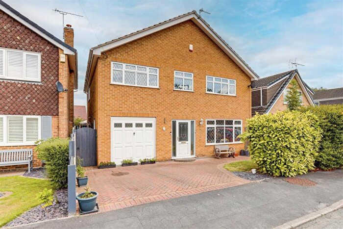 4 Bedroom Detached House For Sale In Oakfield Drive, Sandiacre, Nottinghamshire, NG10