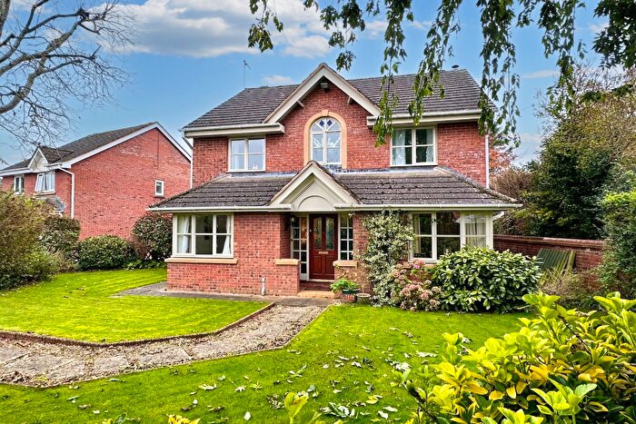 5 Bedroom Detached House For Sale In Kings Acre Road, Hereford, HR4