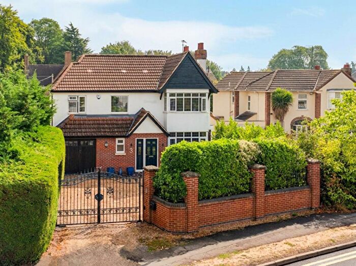 4 Bedroom Detached House For Sale In Pytchley Road, Kettering, NN15