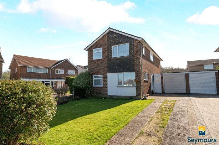 4 Bedroom Detached House For Sale In Wood Street Village, Guildford, Surrey, GU3