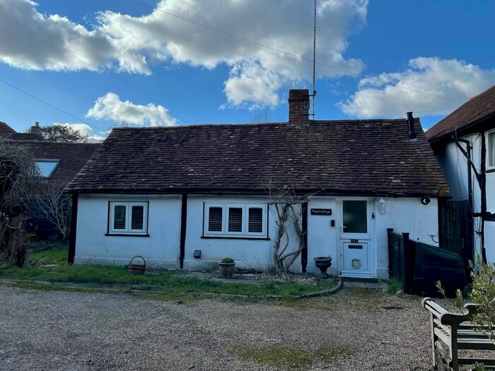 1 Bedroom Bungalow To Rent In Puttenham, Guildford, GU3