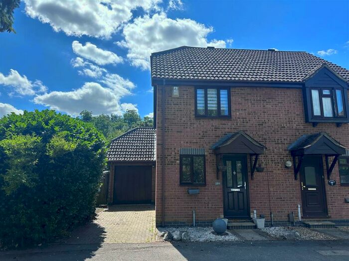 2 Bedroom House To Rent In Hersham Gardens, Hersham, Walton-On-Thames, KT12