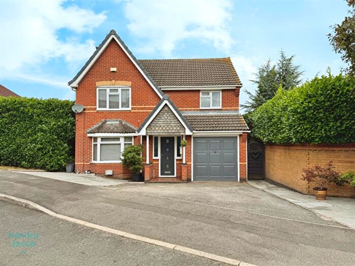 4 Bedroom Detached House For Sale In Halifax Drive, Worksop, S81