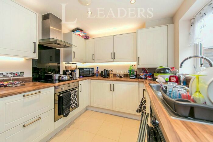2 Bedroom End Of Terrace House To Rent In Cross Road, Clacton-On-Sea, CO16