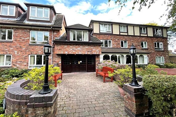 1 Bedroom Property For Sale In Tabley Road, Knutsford, WA16