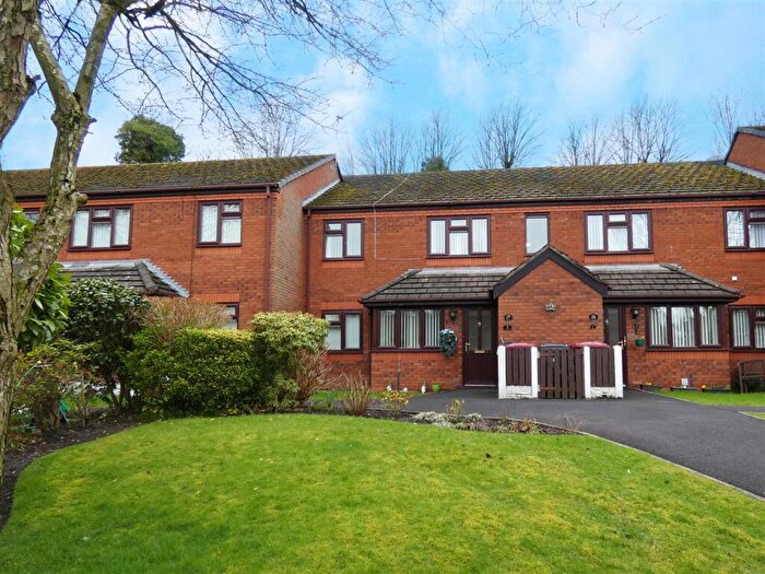 2 Bedroom Apartment For Sale In Ashdale, Huyton, Liverpool, L36