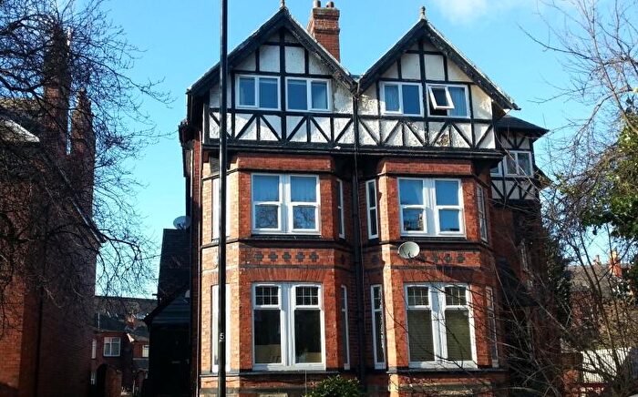 3 Bedroom Flat To Rent In Bainbrigge Road, Headingley, Leeds, LS6
