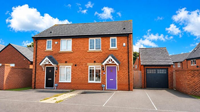 3 Bedroom Semi-Detached House For Sale In Imperial Way, L34