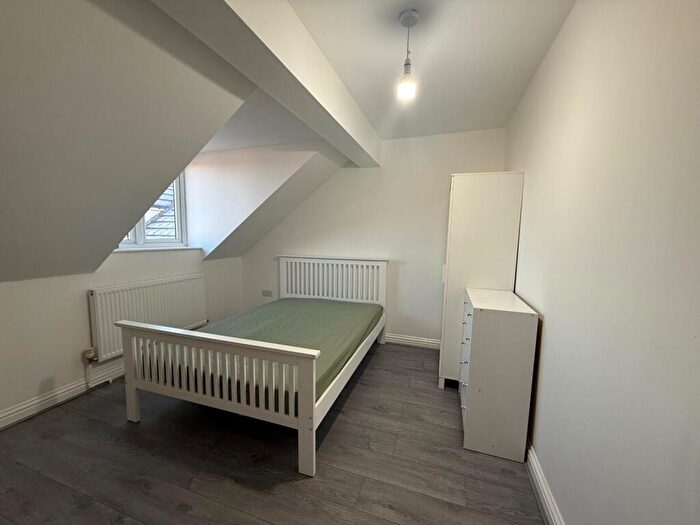 Studio To Rent In Burlington Mews, Birmingham, B10