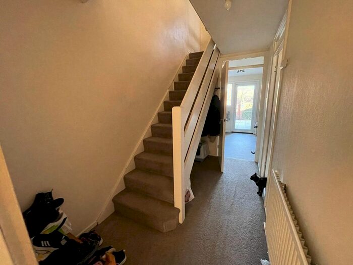 3 Bedroom Terraced House To Rent In Abbotsfield Road, Ifield, Crawley, West Sussex, RH11