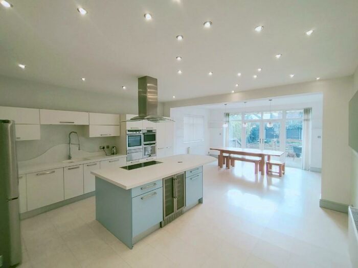 4 Bedroom Semi-Detached House To Rent In Goulden Road, Manchester, Greater Manchester, M20