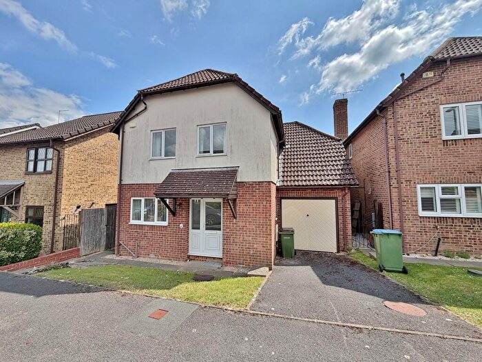 4 Bedroom Detached House For Sale In The Waters, Funtley, PO17