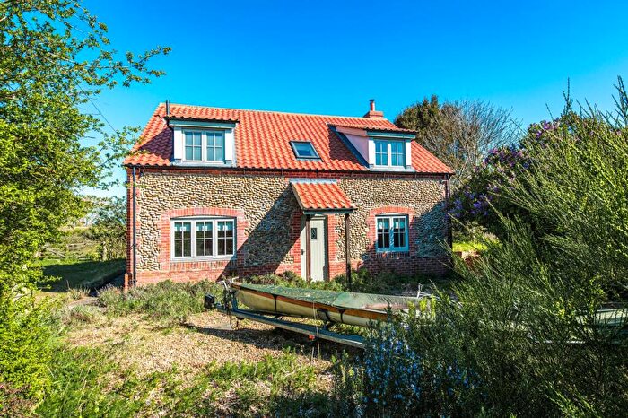 5 Bedroom Detached House For Sale In Panoramic Coastal Views In Burnham Norton, PE31