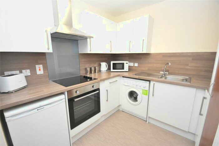 1 Bedroom Flat To Rent In St Swithin Street, West End, Aberdeen, AB10
