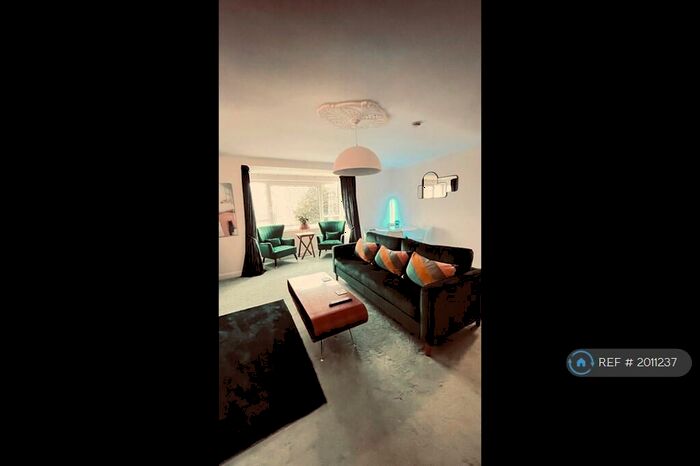 2 Bedroom Flat To Rent In Kingsway, Cleethorpes, DN35