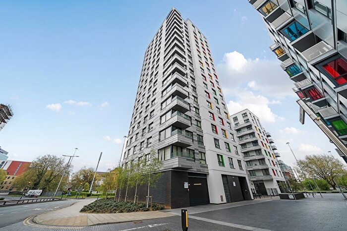 2 Bedroom Flat For Sale In Reading, Berkshire, RG1