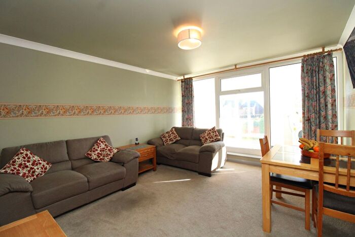 2 Bedroom Flat For Sale In Eugene Road, Preston, Paignton, TQ3