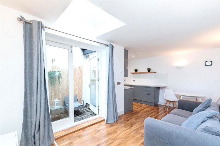 1 Bedroom Flat To Rent In Wick Road, Trowbridge Estate, E9