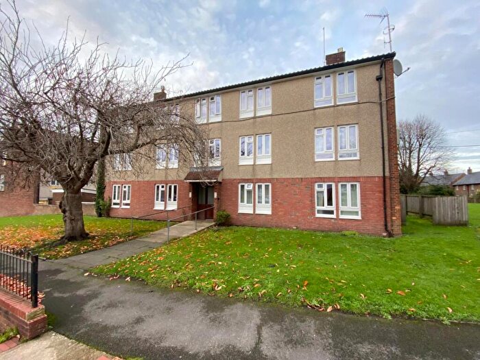 2 Bedroom Flat To Rent In Sheep Street, Devizes, SN10