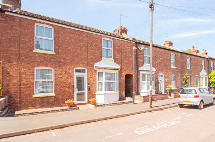 3 Bedroom Terraced House For Sale In Chesham Street, Leamington Spa, Warwickshire, CV31