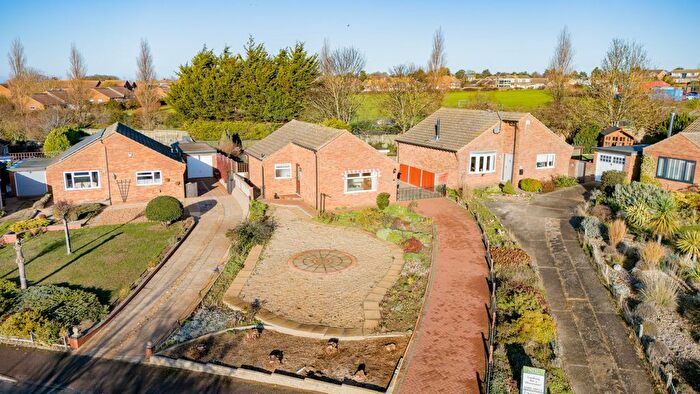 2 Bedroom Bungalow For Sale In Windsor Rise, Hunstanton, PE36