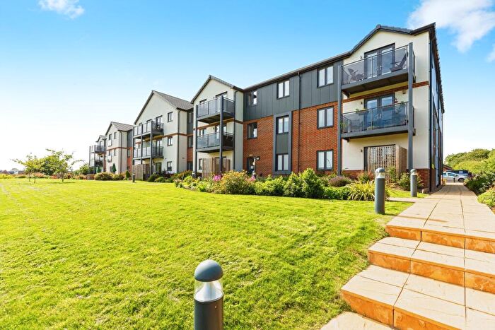 1 Bedroom Flat For Sale In Stanley Gardens, Preston, PR3