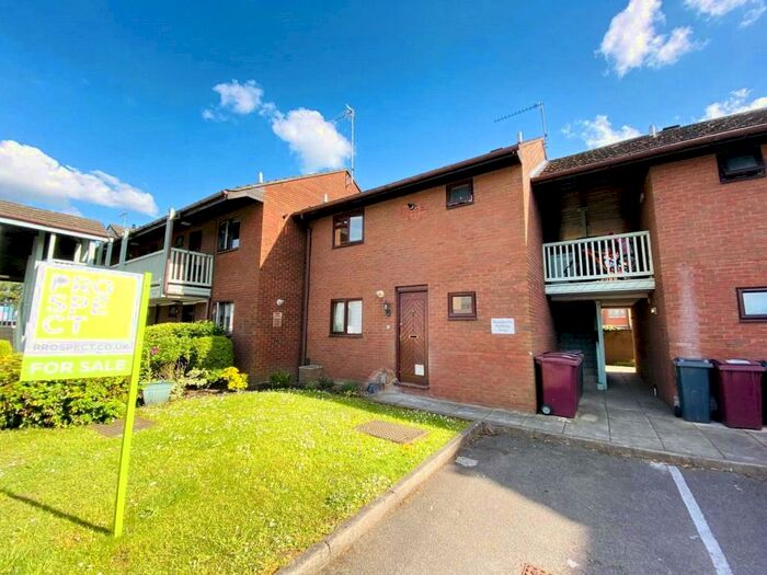 1 Bedroom Apartment To Rent In Haven Court, Norwood Road, Reading, Berkshire, RG1