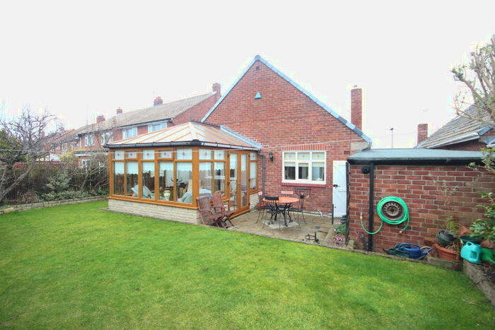 4 Bedroom Detached Bungalow For Sale In Burnt House Road, West Monkseaton, Whitley Bay, NE25