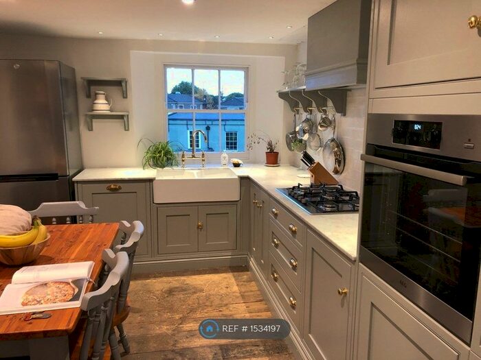 1 Bedroom Flat To Rent In Buckingham Vale, Bristol, BS8