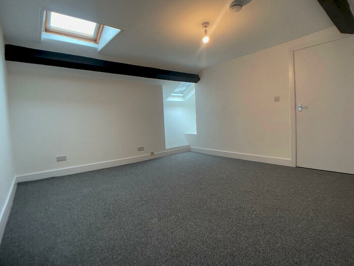 2 Bedroom Apartment To Rent In Chester Road, Northwich, Cheshire, CW8