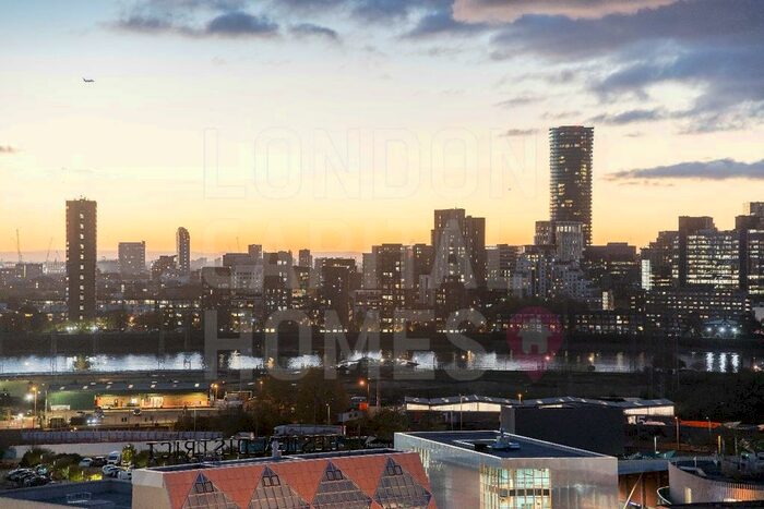 Studio To Rent In Upper Riverside, Cutter Lane, London, SE10