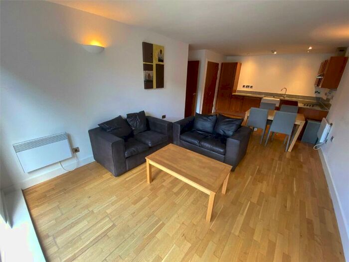 2 Bedroom Apartment To Rent In Advent /, New Islington, Manchester City Centre, Manchester, M4