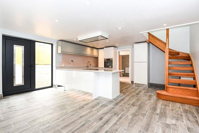 3 Bedroom Detached House To Rent In Rousham Road, Tackley, Oxfordshire, OX5