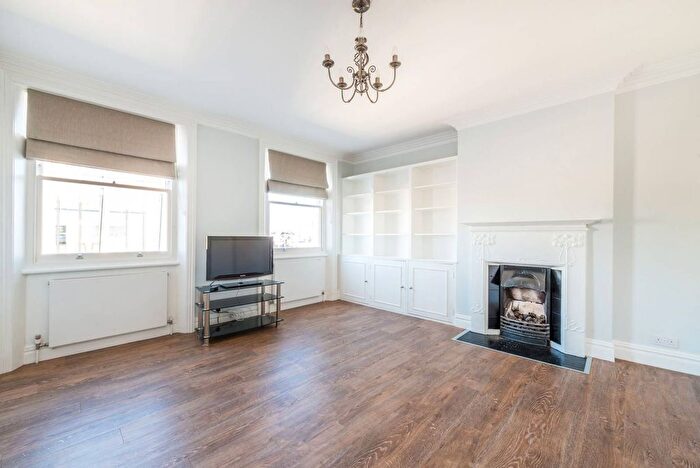 1 Bedroom Flat To Rent In Edge Street, Notting Hill Gate, London, W8