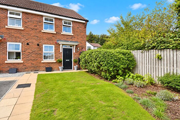 2 Bedroom End Of Terrace House For Sale In Earle Street, Anlaby, Hull, HU10