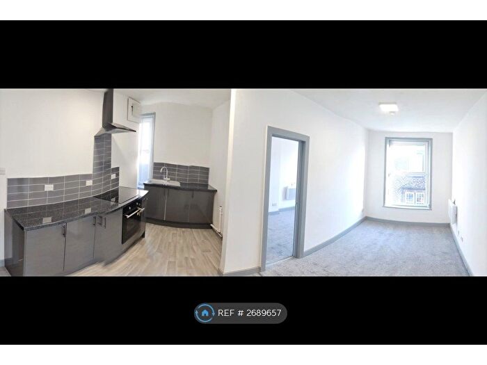 1 Bedroom Flat To Rent In Schofield Street, Waterfoot, Rossendale, BB4