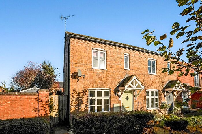 2 Bedroom End Terrace House To Rent In Sage Close, Banbury, Oxfordshire, OX16