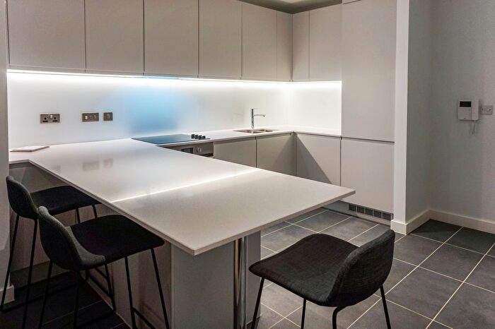 2 Bedroom Flat To Rent In Block B, Local Blackfriars, M3