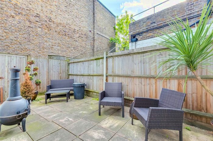 1 Bedroom Flat To Rent In Bishops Road, Fulham, SW6