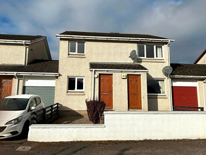 2 Bedroom Flat For Sale In Craigard Place, Kinmylies, Inverness., IV3