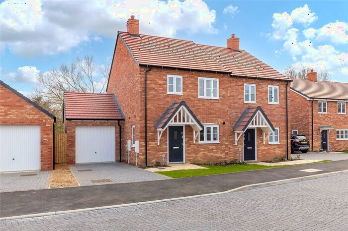 3 Bedroom Semi-Detached House For Sale In Longstanton Road, Over, Cambridgeshire, CB24