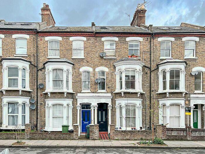 2 Bedroom Flat To Rent In Fairbridge Road, London, N19