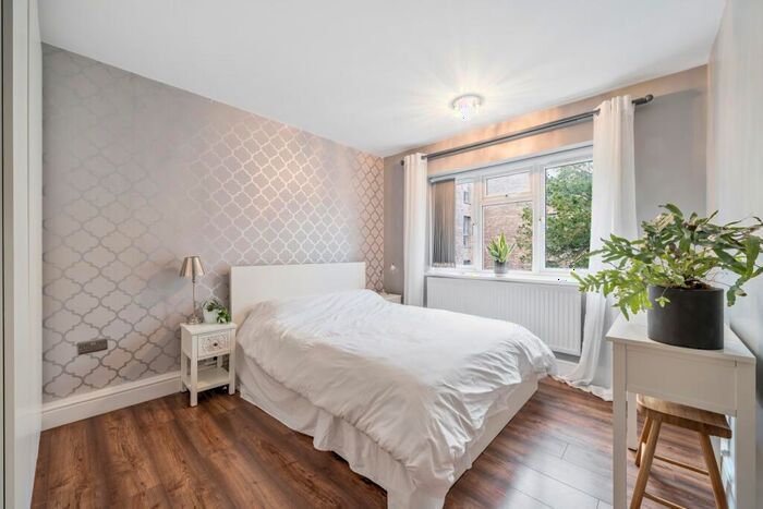 2 Bedroom Flat To Rent In Church Road London, SE19