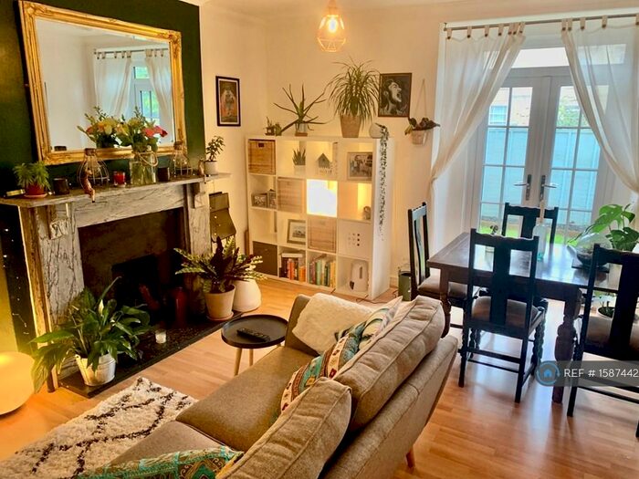 2 Bedroom Flat To Rent In Sydenham Hill, Bristol, BS6