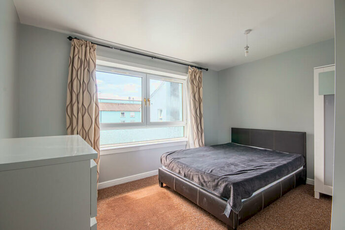 4 Bedroom Flat To Rent In Viewcraig Street Edinburgh United Kingdom, EH8