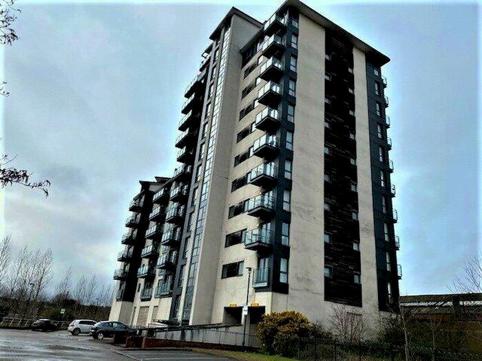 2 Bedroom Apartment For Sale In Overstone Court, Cardiff Bay, Cardiff, CF10