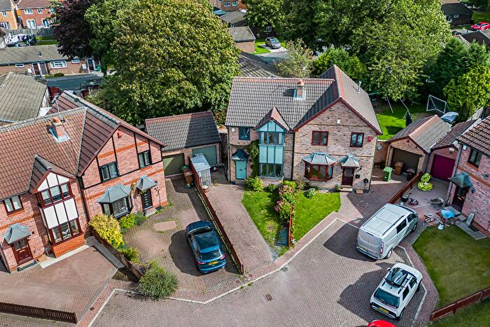 3 Bedroom Semi-Detached House For Sale In Hague Park Walk, Pontefract, WF9