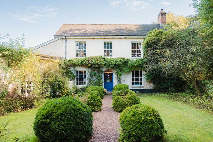 5 Bedroom Semi-Detached House For Sale In Cheriton Fitzpaine, Crediton, EX17